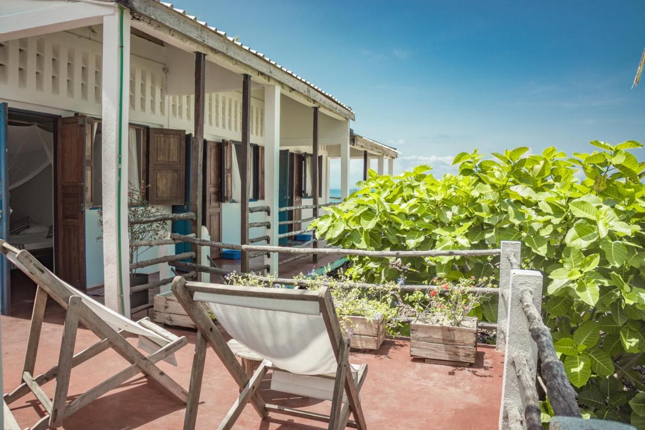 Hotel Chez Senga à Madirokely  Extérieur photo