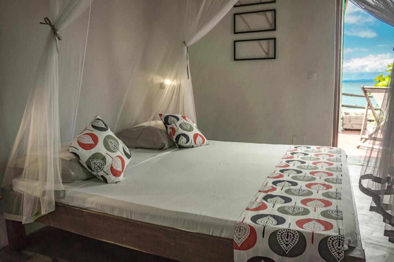 Hotel Chez Senga à Madirokely  Extérieur photo
